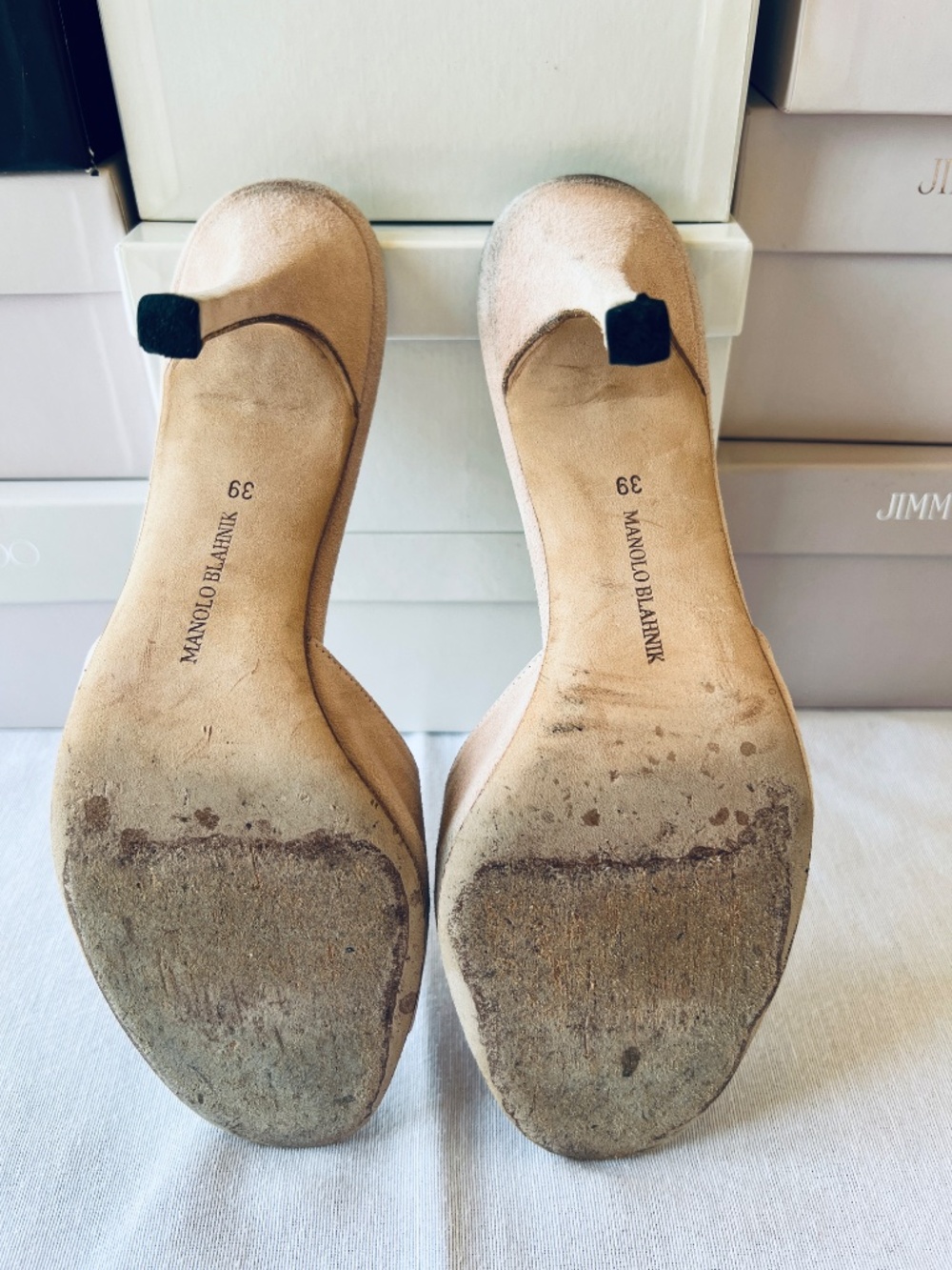 Vintage Manolo Blahnik Pink Suede Heels, size 39 (9B) - Picture 4 of 7